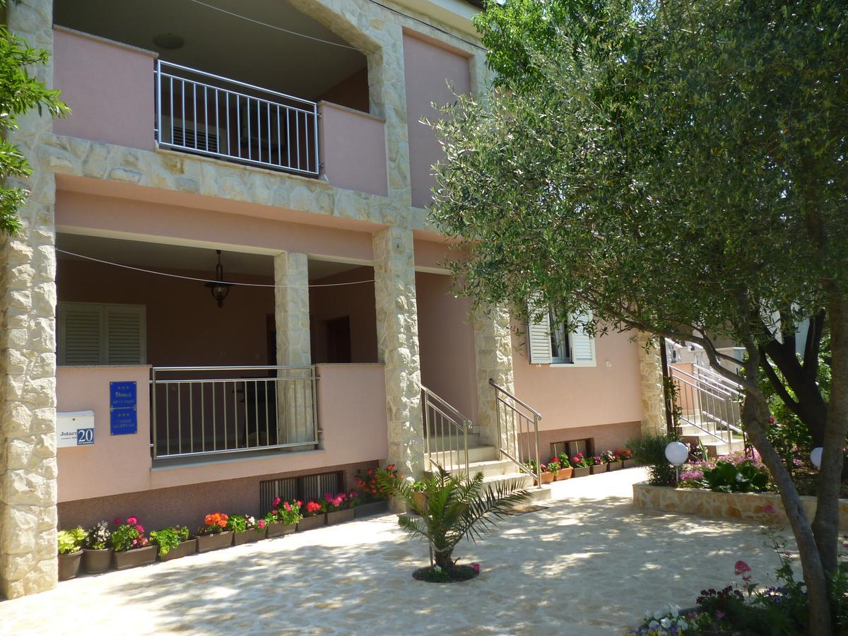 Apartmani Sunset Селине Екстер'єр фото